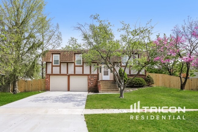 Building Photo - 20163 S Jonquil Ln Rental