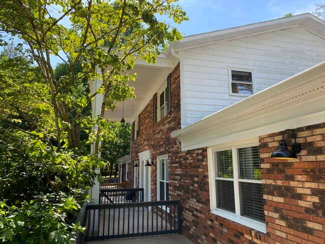 Photo - 6 Dogwood Ct