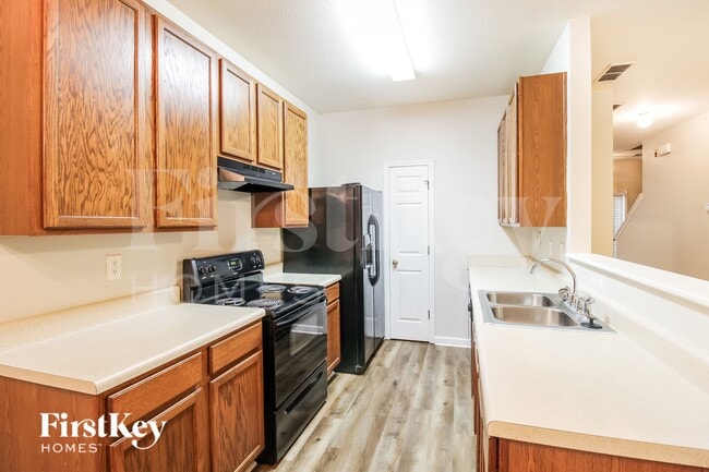 Photo - 243 Brookview Dr