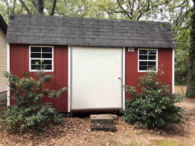 Photo - 125 Bluebird Glen