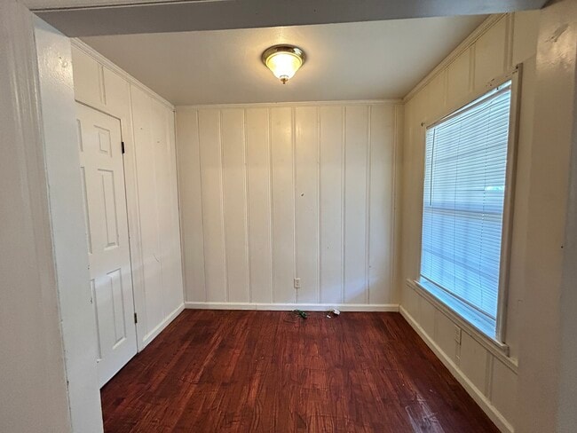 Photo - 816 W 14th Ave