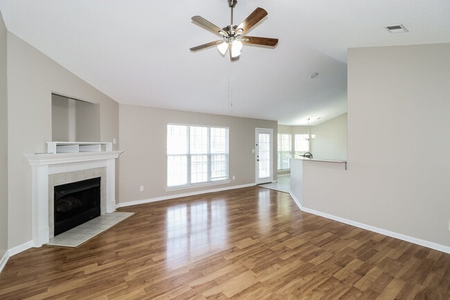 Photo - 2744 Dry Well Cove