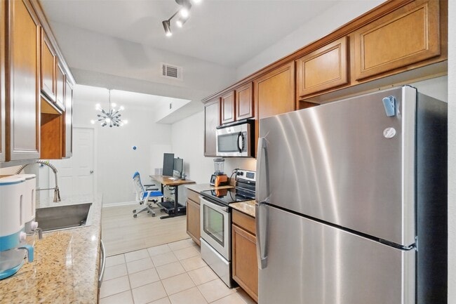 Photo - 2255 Braeswood Park Dr