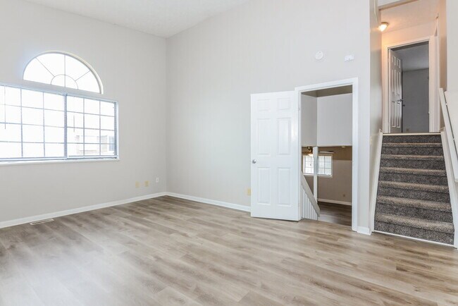 Photo - 3720 Dorval Pl