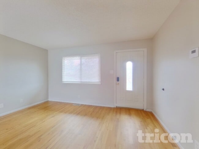 Photo - 3459 Rauscher Dr