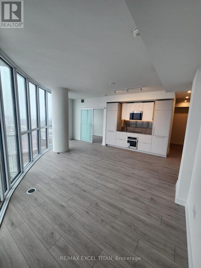 Photo - 1 Fairview Rd E Unit 903