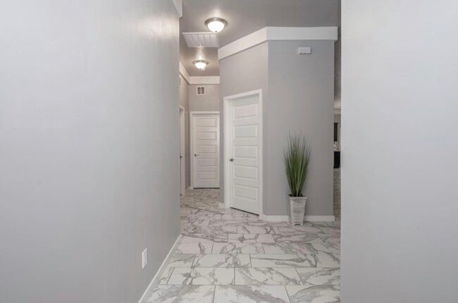 Photo - 14832 Boer Trail