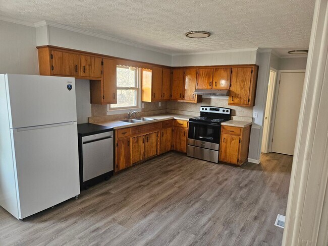 Photo - 617 Chitwood Dr