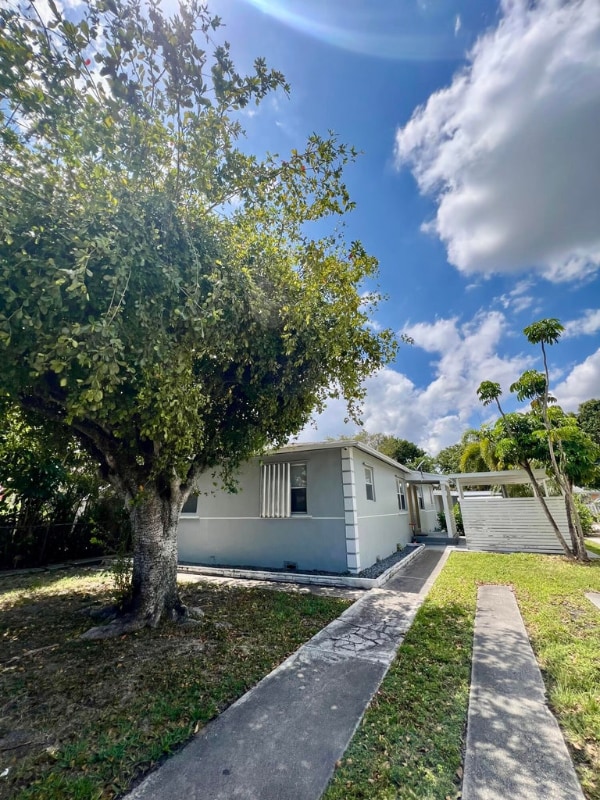 Photo - 703 N 5th St