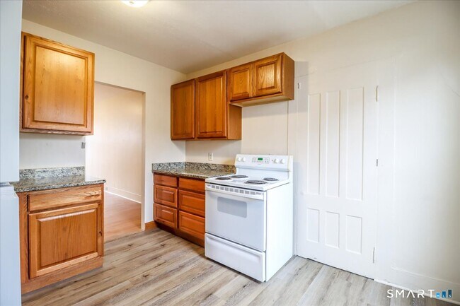 Photo - 17 Church St Unit C1