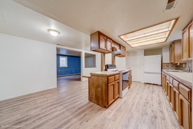 Photo - 101 E Miller Ave Unit B