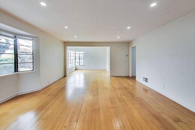 612A Brooklyn Avenue-