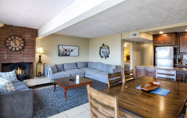 Photo - 414 E Oceanfront Unidad A