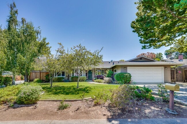 Excellent 3 Bedroom 2 Bath In A Great Neig... - Excellent 3 Bedroom 2 Bath In A Great Neig... House
