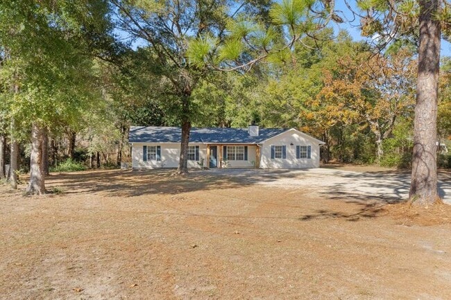 Building Photo - 4744 Young Rd