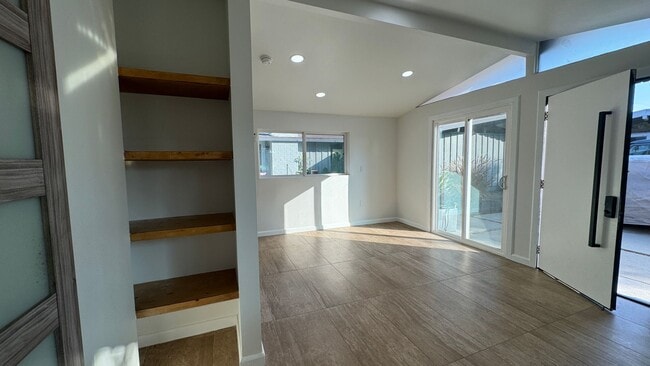 Photo - Cozy Cliff May Efficiency in Rancho Neighborhood for Rent!