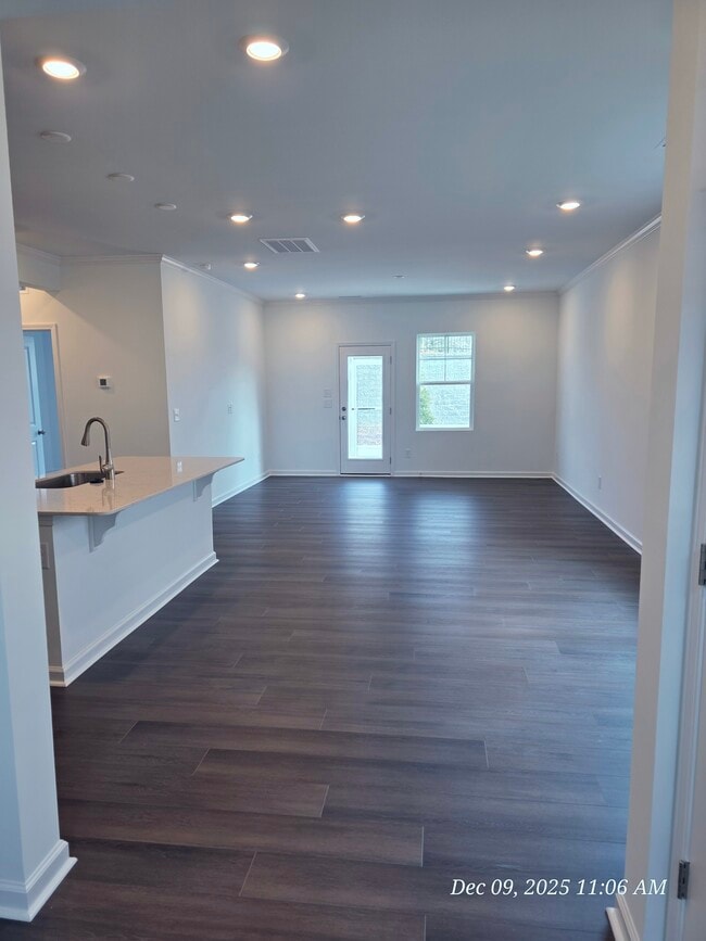 Photo - 184 N Finley Landing Pky