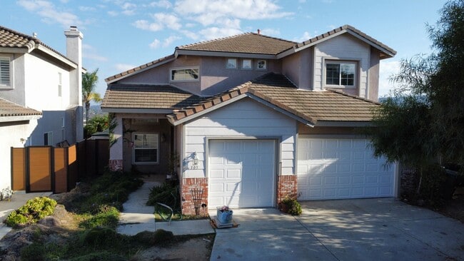 Building Photo - Beautiful 4 bed, 3 bath, 2,726 sqft House in Peaceful San Marcos Neighborhood - Available 11/15