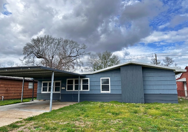 Building Photo - 13025 Joliet St Rental