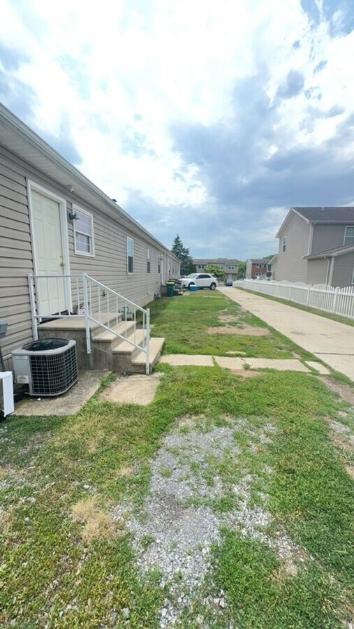 Photo - 533-543 Hollywell Ave Unit 533
