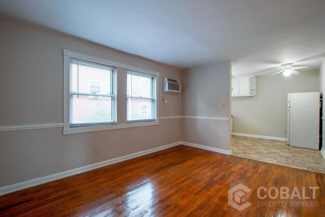 Photo - 944 St Charles Ave NE Unit 8