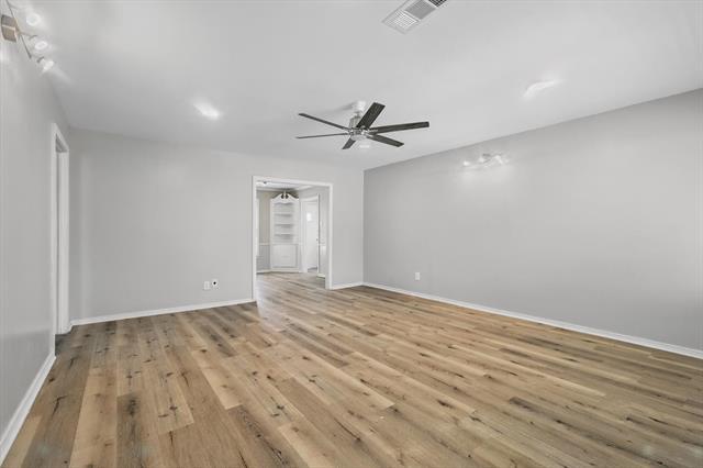 Photo - 2104 W Lotus Ave