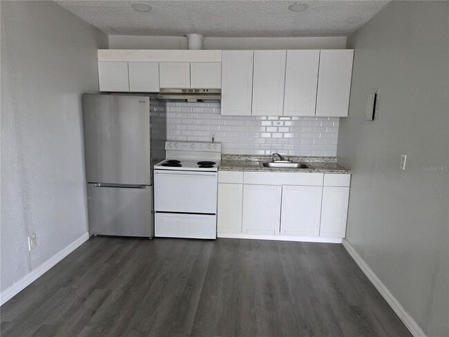 Photo - 2440 25th St N Unit Apt 1
