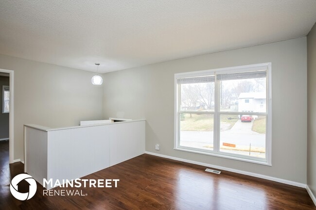 1511 N Seminole Dr