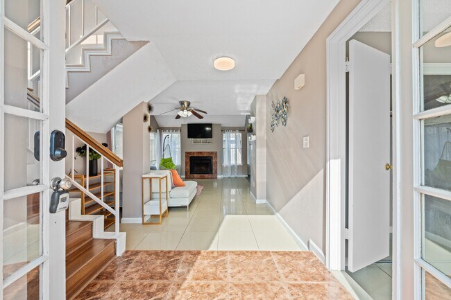 Photo - 8629 Kinghaven St