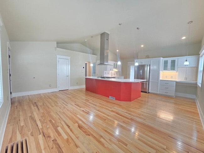 Photo - $2,600 - 3 Bed / 2 Bath Beautiful Craftsman Home by Manito Park