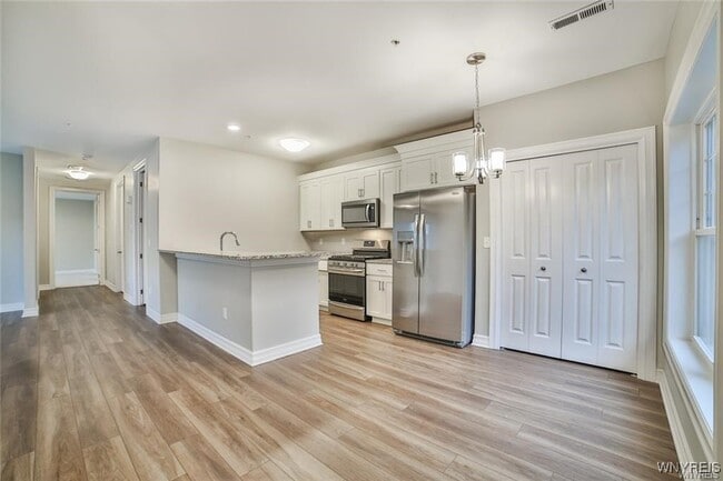 Building Photo - 295 Northill Dr