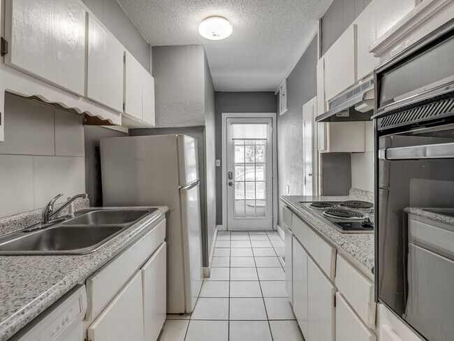 2531 W Park Pl Unidad 2531 W Park Pl