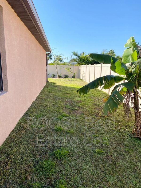 Photo - 7499 Tourmaline Dr