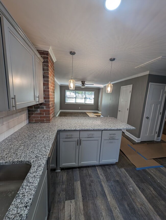 204 Belmont Mt Holly Rd