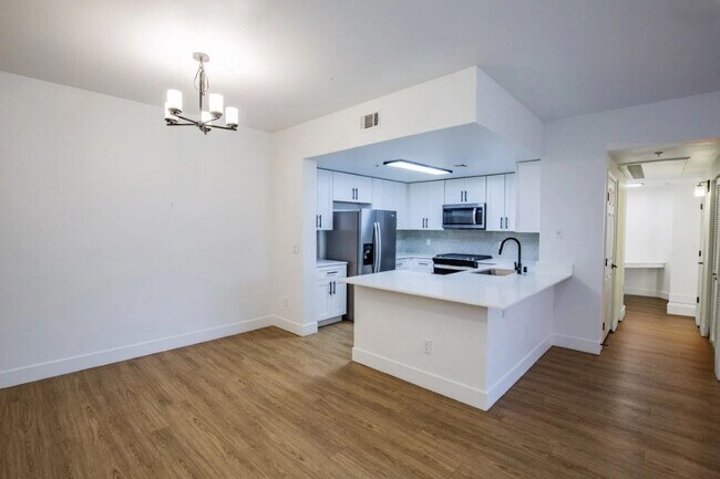 Colton Apartments