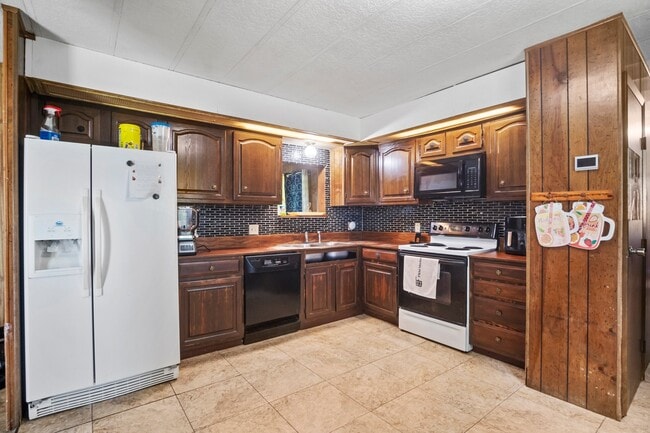 465 Pecan
