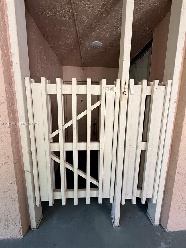 Photo - 6800 Cypress Rd Unit 305