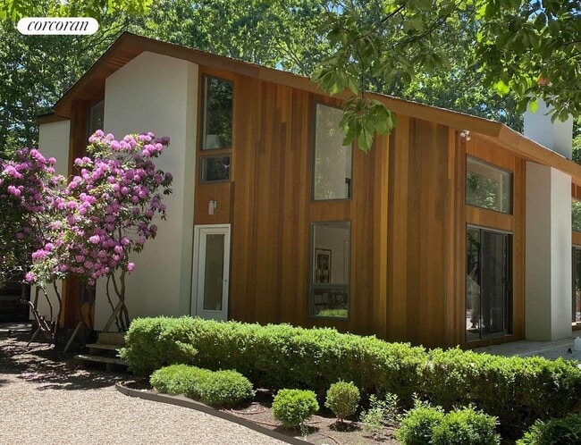 Photo - 9 Quadrant Hill Rd