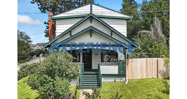 Photo - 212 May St