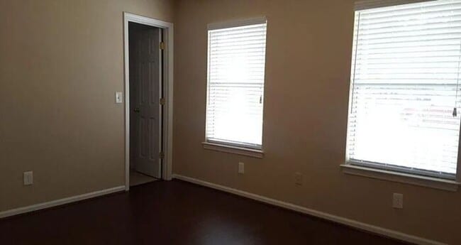 Photo - 404 Gibson Forest Dr