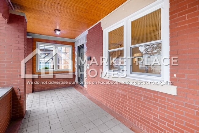Photo - 649 Sixth St