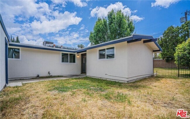 20350 Mobile St