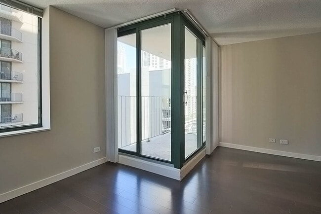 Photo - 51 W Huron St