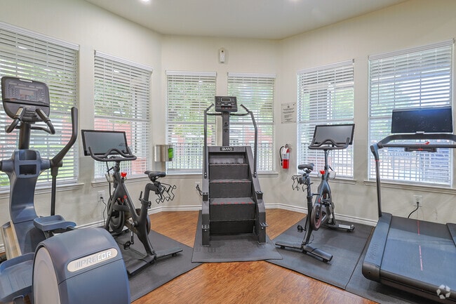 Fitness Center - Oaks at Georgetown