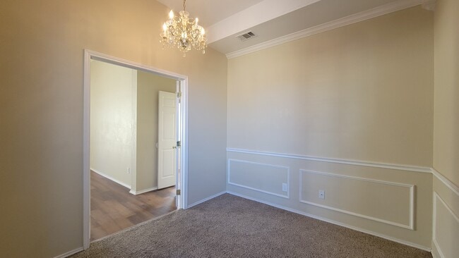 Photo - 1606 Jennifer Dr