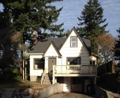 Photo - 201 W Lawrence St