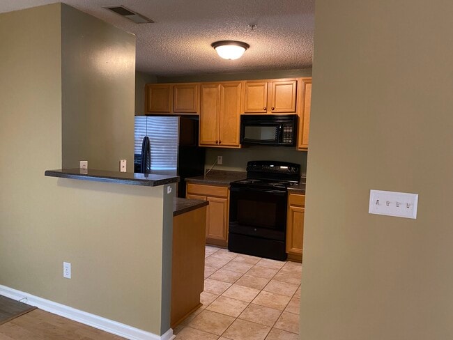 Photo - 125 Chastain Cir