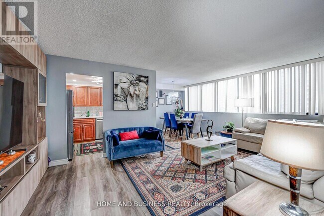 Photo - 3590 Kaneff Crescent Unité 1202