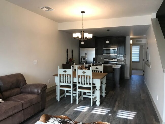 Photo - 106 Broken Pine Ln Unit 106