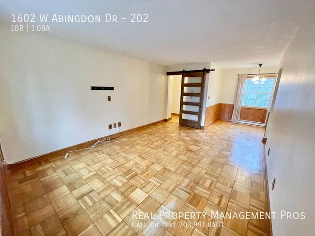 Photo - 1602 W Abingdon Dr Unidad 202 Rental